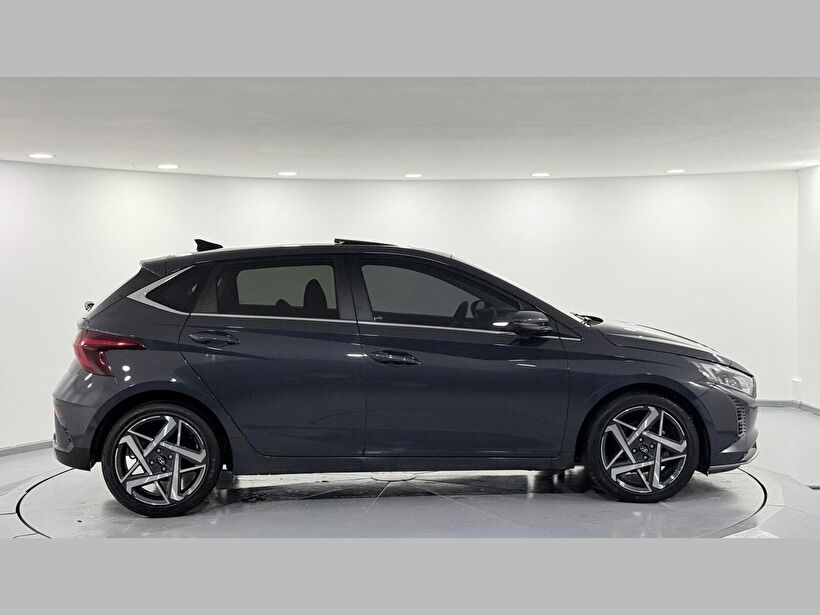 2025 Benzin Otomatik Hyundai i20 Füme Kemal Tepretoğulları Otomotiv Sanayi Ve Tic. A.Ş.