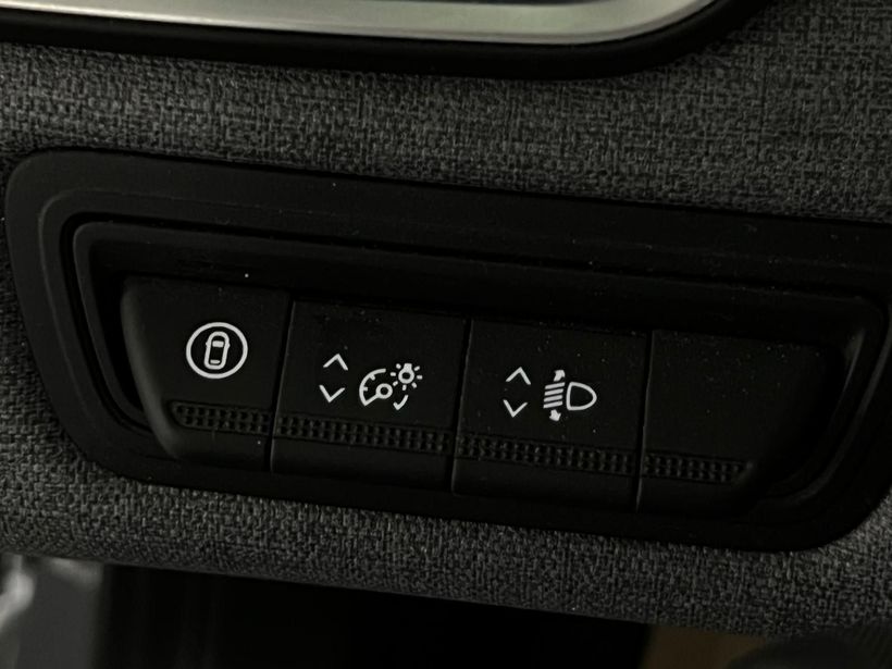 2026 Benzin Otomatik Renault Clio Gri Kemal Tepretoğulları Otomotiv Sanayi Ve Tic. A.Ş.