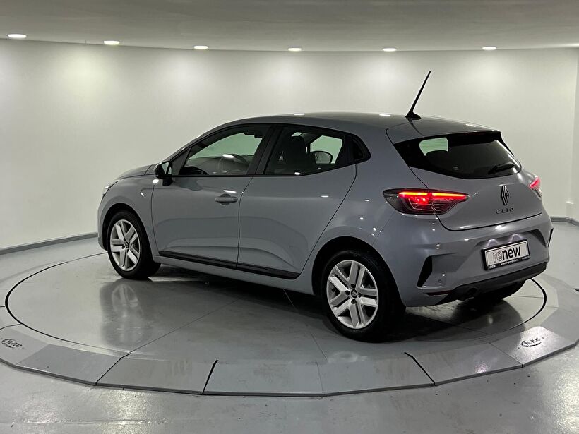 2026 Benzin Otomatik Renault Clio Gri Kemal Tepretoğulları Otomotiv Sanayi Ve Tic. A.Ş.
