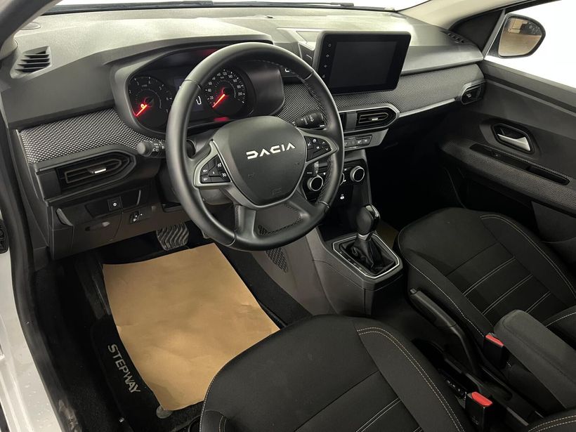 2025 Benzin Otomatik Dacia Sandero Stepway Beyaz Kemal Tepretoğulları Otomotiv Sanayi Ve Tic. A.Ş.