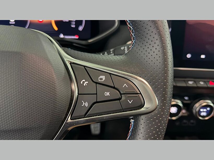 2025 Benzin Otomatik Renault Clio Gri Kemal Tepretoğulları Otomotiv Sanayi Ve Tic. A.Ş.