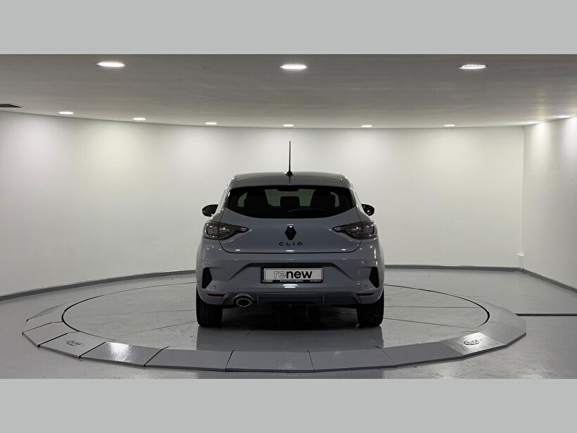 2025 Benzin Otomatik Renault Clio Gri Kemal Tepretoğulları Otomotiv Sanayi Ve Tic. A.Ş.