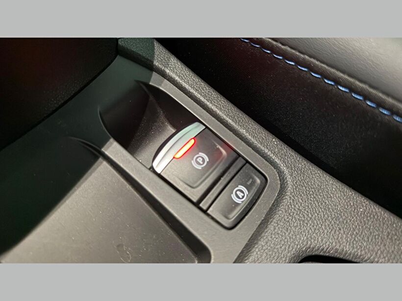 2025 Benzin Otomatik Renault Clio Gri Kemal Tepretoğulları Otomotiv Sanayi Ve Tic. A.Ş.