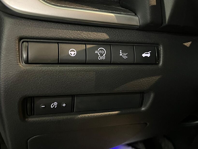 2025 MHEV Otomatik Nissan Qashqai Beyaz Kemal Tepretoğulları Otomotiv Sanayi Ve Tic. A.Ş.