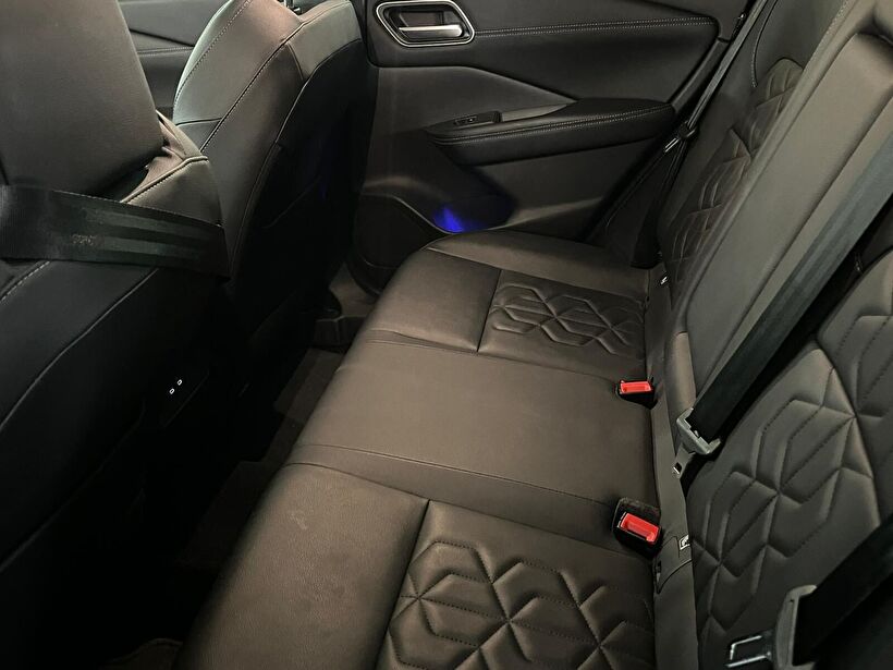 2025 MHEV Otomatik Nissan Qashqai Beyaz Kemal Tepretoğulları Otomotiv Sanayi Ve Tic. A.Ş.