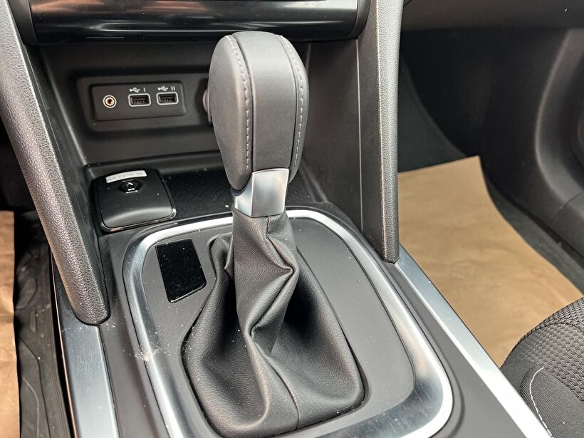 2024 Benzin Otomatik Renault Megane Gri Kemal Tepretoğulları Otomotiv Sanayi Ve Tic. A.Ş.