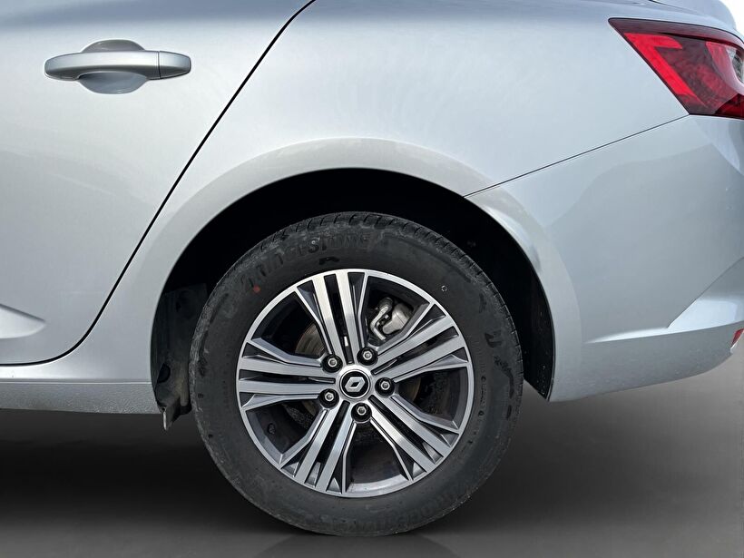 2024 Benzin Otomatik Renault Megane Gri Kemal Tepretoğulları Otomotiv Sanayi Ve Tic. A.Ş.