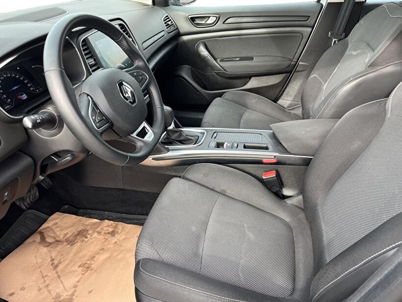 2024 Benzin Otomatik Renault Megane Gri Kemal Tepretoğulları Otomotiv Sanayi Ve Tic. A.Ş.