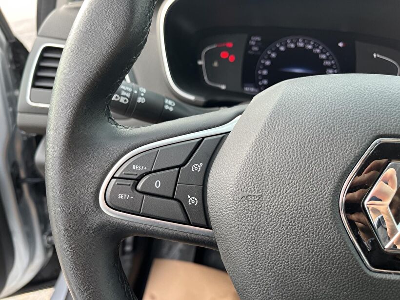 2024 Benzin Otomatik Renault Megane Gri Kemal Tepretoğulları Otomotiv Sanayi Ve Tic. A.Ş.