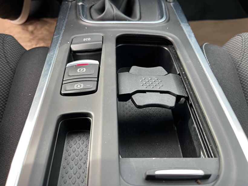 2024 Benzin Otomatik Renault Megane Gri Kemal Tepretoğulları Otomotiv Sanayi Ve Tic. A.Ş.