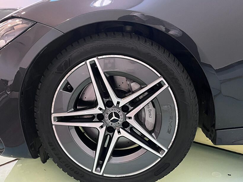 2024 MHEV Otomatik Mercedes-Benz C Gri Kemal Tepretoğulları Otomotiv Sanayi Ve Tic. A.Ş.