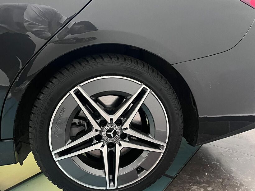 2024 MHEV Otomatik Mercedes-Benz C Gri Kemal Tepretoğulları Otomotiv Sanayi Ve Tic. A.Ş.