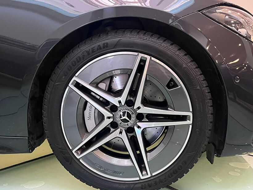 2024 MHEV Otomatik Mercedes-Benz C Gri Kemal Tepretoğulları Otomotiv Sanayi Ve Tic. A.Ş.