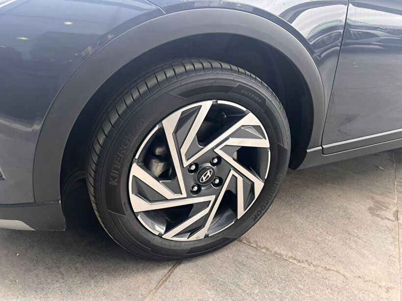 2025 Benzin Otomatik Hyundai Bayon Gri Kemal Tepretoğulları Otomotiv Sanayi Ve Tic. A.Ş.