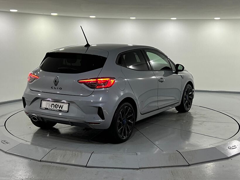 2025 Benzin Otomatik Renault Clio Gri Kemal Tepretoğulları Otomotiv Sanayi Ve Tic. A.Ş.