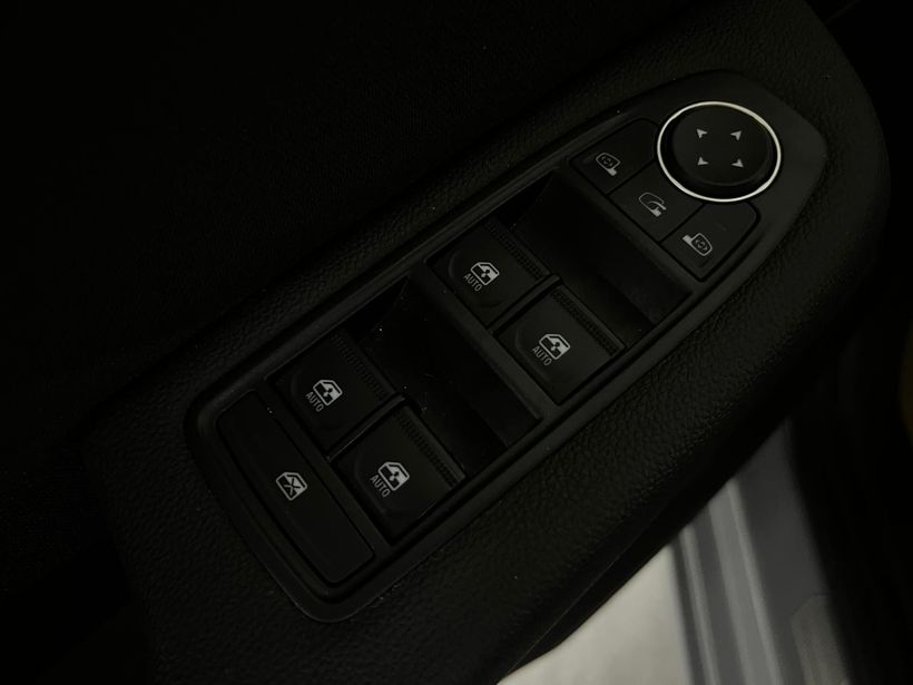 2025 Benzin Otomatik Renault Clio Gri Kemal Tepretoğulları Otomotiv Sanayi Ve Tic. A.Ş.