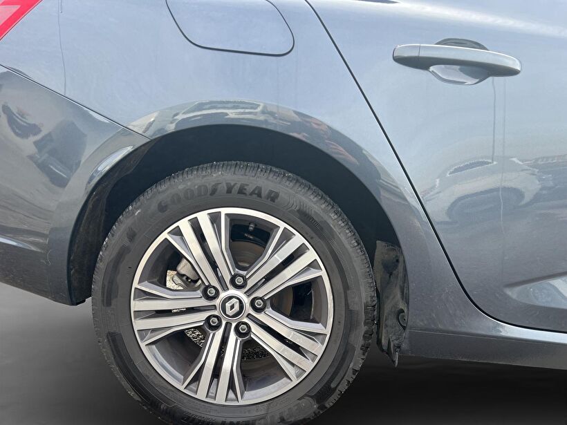 2024 Benzin Otomatik Renault Megane Gri Kemal Tepretoğulları Otomotiv Sanayi Ve Tic. A.Ş.