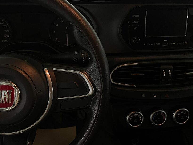 2023 Benzin Manuel Fiat Egea Cross Beyaz Kemal Tepretoğulları Otomotiv Sanayi Ve Tic. A.Ş.