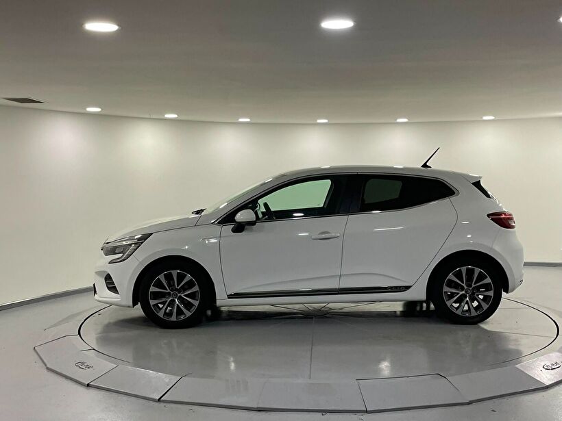 2021 Benzin Otomatik Renault Clio Beyaz Kemal Tepretoğulları Otomotiv Sanayi Ve Tic. A.Ş.