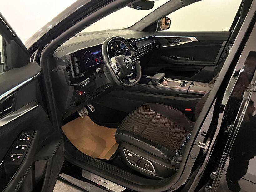 2023 Hybrid Otomatik Renault Austral Siyah Kemal Tepretoğulları Otomotiv Sanayi Ve Tic. A.Ş.