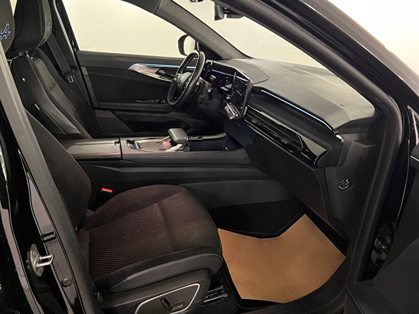 2023 Hybrid Otomatik Renault Austral Siyah Kemal Tepretoğulları Otomotiv Sanayi Ve Tic. A.Ş.