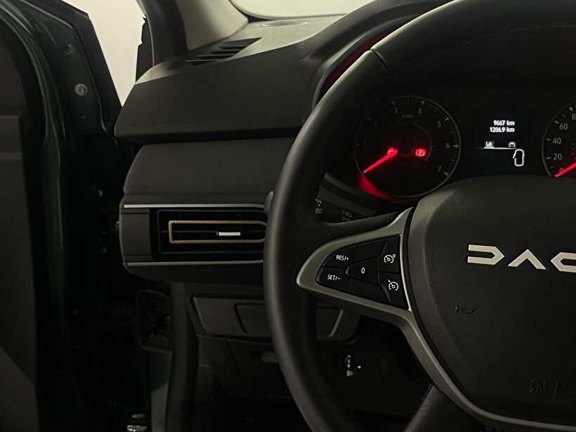 2025 Benzin Otomatik Dacia Sandero Stepway Yeşil Kemal Tepretoğulları Otomotiv Sanayi Ve Tic. A.Ş.