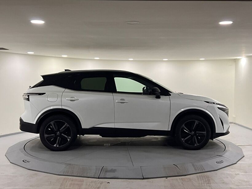 2025 MHEV Otomatik Nissan Qashqai Beyaz Kemal Tepretoğulları Otomotiv Sanayi Ve Tic. A.Ş.
