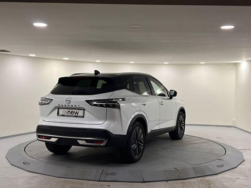 2025 MHEV Otomatik Nissan Qashqai Beyaz Kemal Tepretoğulları Otomotiv Sanayi Ve Tic. A.Ş.