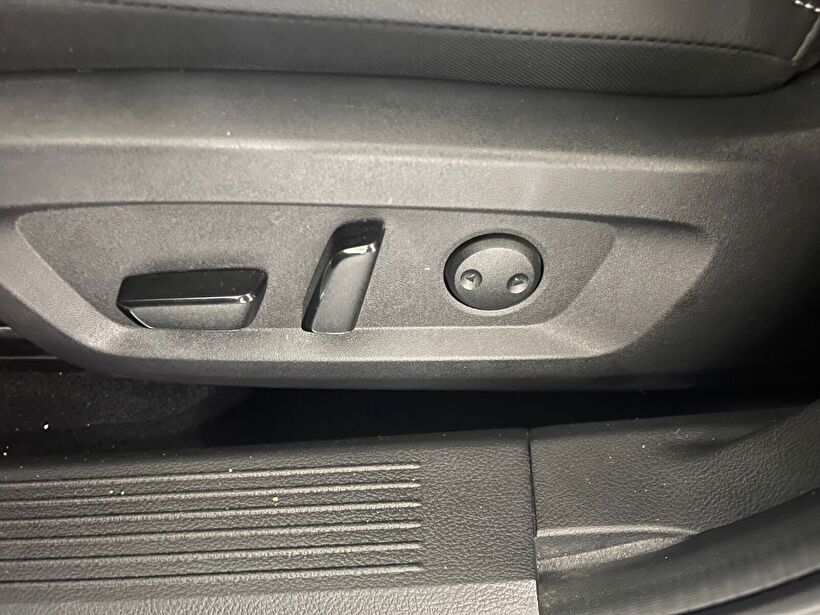 2025 MHEV Otomatik Nissan Qashqai Beyaz Kemal Tepretoğulları Otomotiv Sanayi Ve Tic. A.Ş.