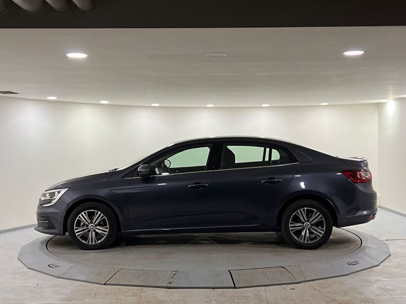 2024 Benzin Otomatik Renault Megane Gri Kemal Tepretoğulları Otomotiv Sanayi Ve Tic. A.Ş.