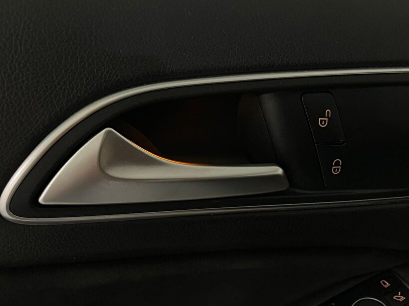 2016 Dizel Otomatik Mercedes-Benz A Serisi Siyah Kemal Tepretoğulları Otomotiv Sanayi Ve Tic. A.Ş.