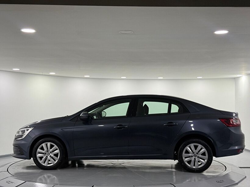 2025 Benzin Otomatik Renault Megane Gri Kemal Tepretoğulları Otomotiv Sanayi Ve Tic. A.Ş.