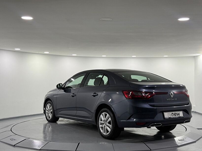 2025 Benzin Otomatik Renault Megane Gri Kemal Tepretoğulları Otomotiv Sanayi Ve Tic. A.Ş.