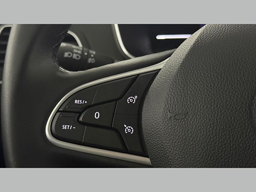 2025 Benzin Otomatik Renault Megane Gri Kemal Tepretoğulları Otomotiv Sanayi Ve Tic. A.Ş.