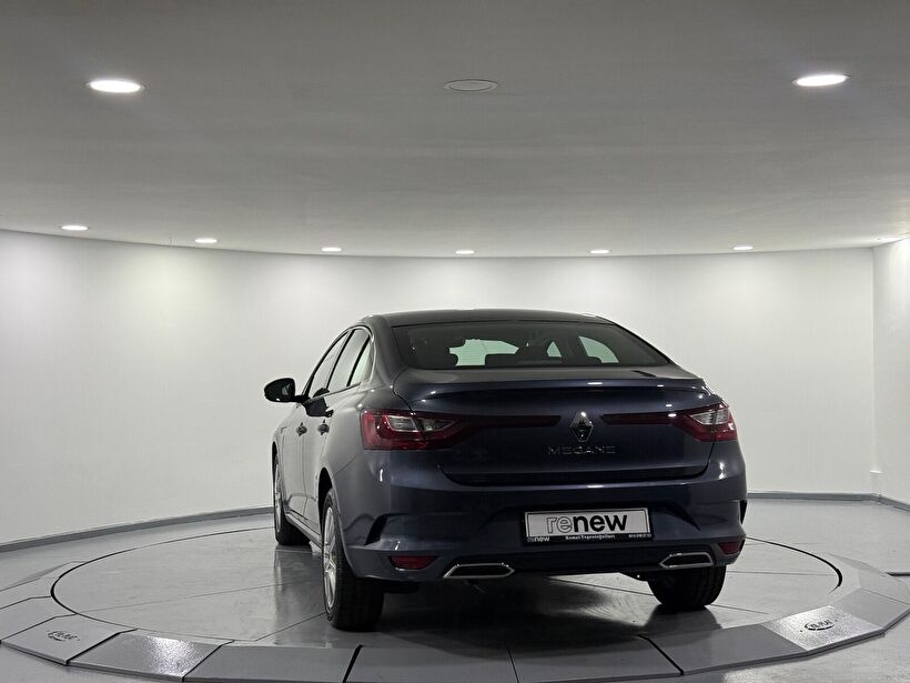 2025 Benzin Otomatik Renault Megane Gri Kemal Tepretoğulları Otomotiv Sanayi Ve Tic. A.Ş.