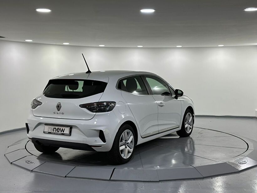 2024 Benzin Otomatik Renault Clio Beyaz Kemal Tepretoğulları Otomotiv Sanayi Ve Tic. A.Ş.