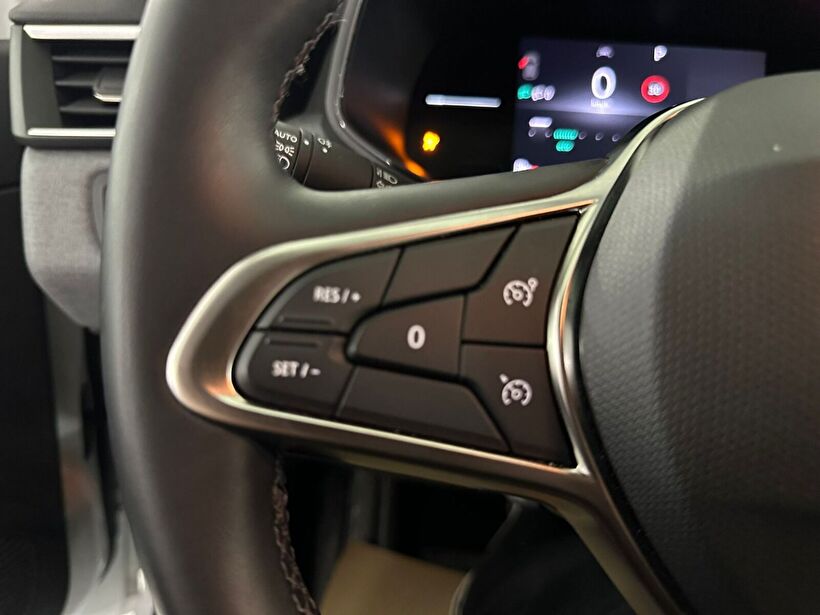 2024 Benzin Otomatik Renault Clio Beyaz Kemal Tepretoğulları Otomotiv Sanayi Ve Tic. A.Ş.
