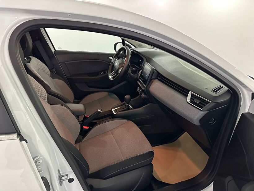 2024 Benzin Otomatik Renault Clio Beyaz Kemal Tepretoğulları Otomotiv Sanayi Ve Tic. A.Ş.