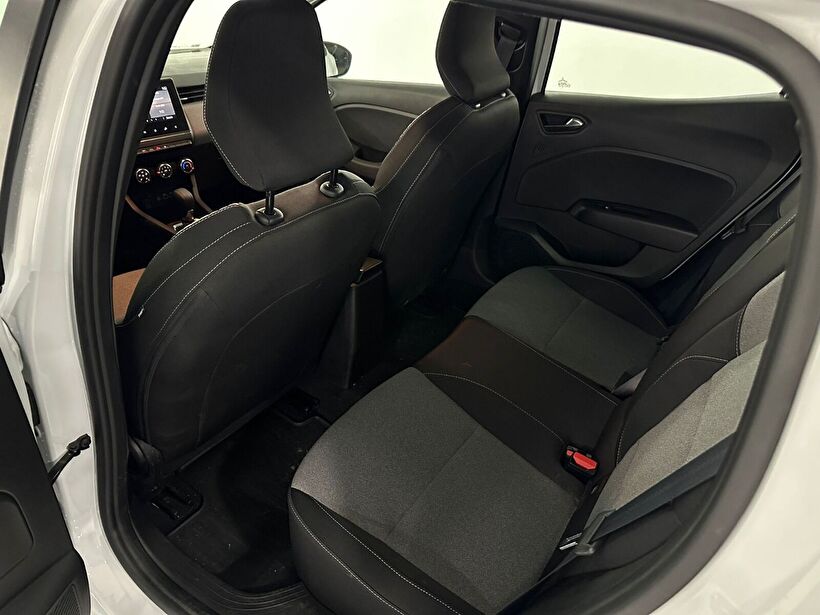 2024 Benzin Otomatik Renault Clio Beyaz Kemal Tepretoğulları Otomotiv Sanayi Ve Tic. A.Ş.