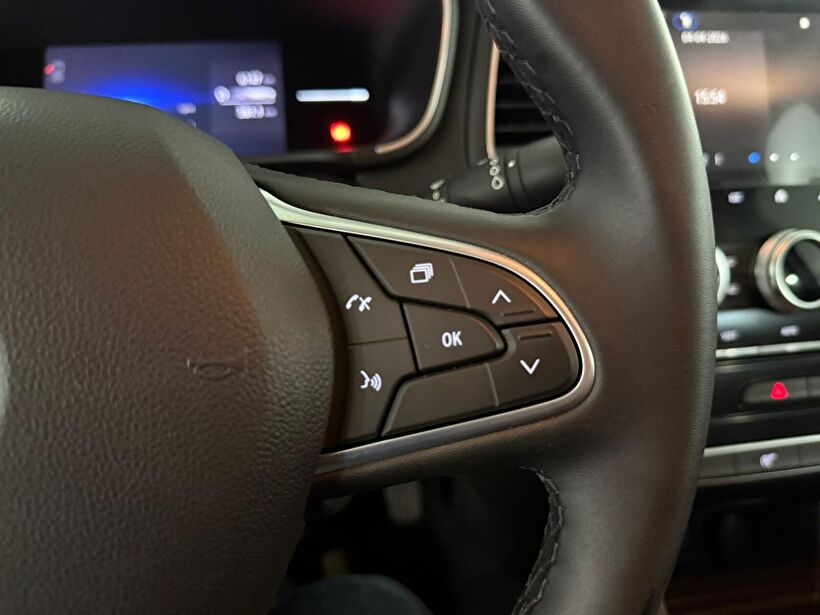 2025 Benzin Otomatik Renault Megane Gri Kemal Tepretoğulları Otomotiv Sanayi Ve Tic. A.Ş.