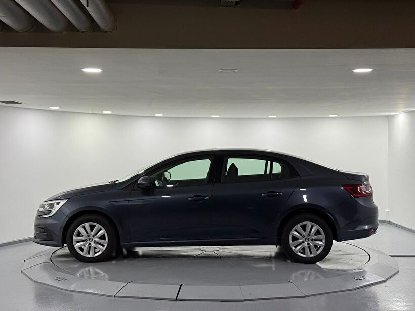 2025 Benzin Otomatik Renault Megane Gri Kemal Tepretoğulları Otomotiv Sanayi Ve Tic. A.Ş.