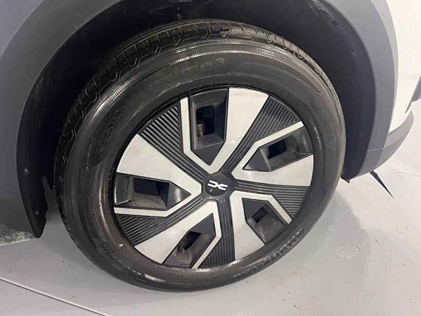 2025 Benzin Otomatik Dacia Sandero Stepway Beyaz Kemal Tepretoğulları Otomotiv Sanayi Ve Tic. A.Ş.