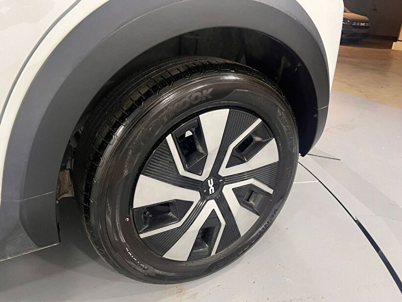 2025 Benzin Otomatik Dacia Sandero Stepway Beyaz Kemal Tepretoğulları Otomotiv Sanayi Ve Tic. A.Ş.