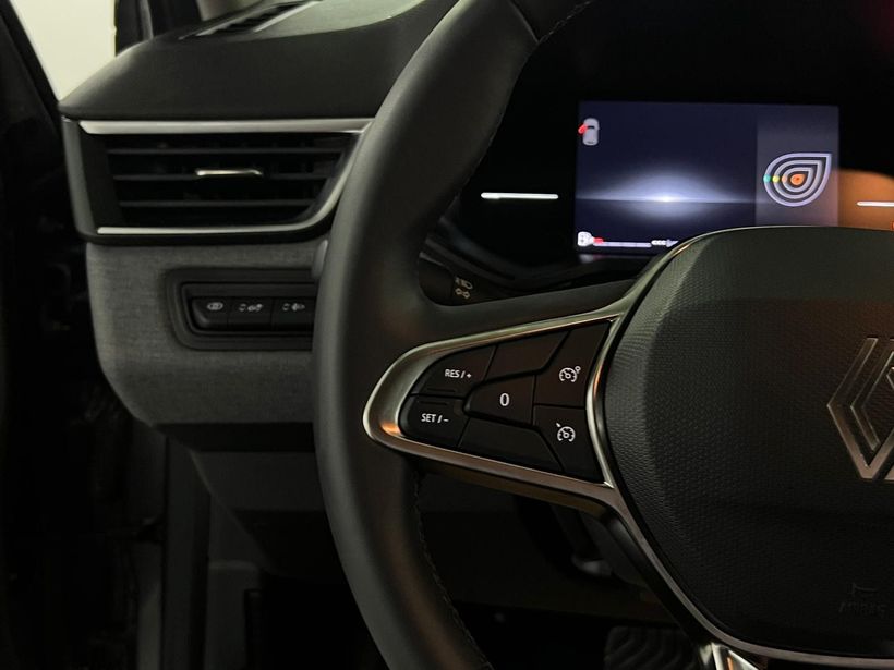 2025 Benzin Otomatik Renault Clio Gri Kemal Tepretoğulları Otomotiv Sanayi Ve Tic. A.Ş.