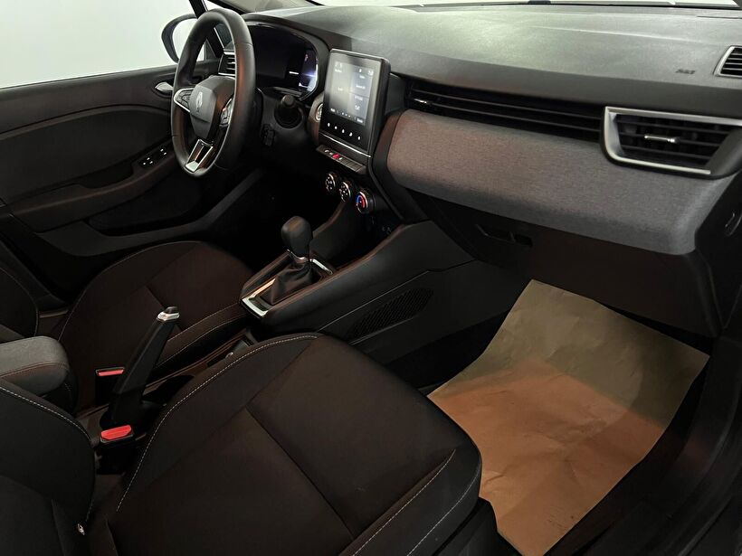 2025 Benzin Otomatik Renault Clio Gri Kemal Tepretoğulları Otomotiv Sanayi Ve Tic. A.Ş.