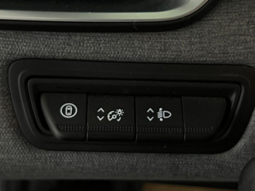 2025 Benzin Otomatik Renault Clio Gri Kemal Tepretoğulları Otomotiv Sanayi Ve Tic. A.Ş.