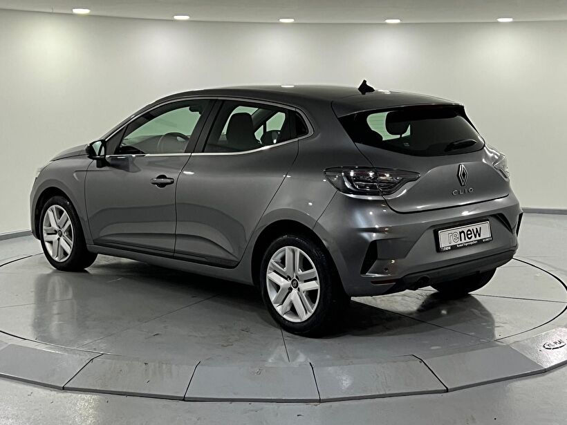 2025 Benzin Otomatik Renault Clio Gri Kemal Tepretoğulları Otomotiv Sanayi Ve Tic. A.Ş.