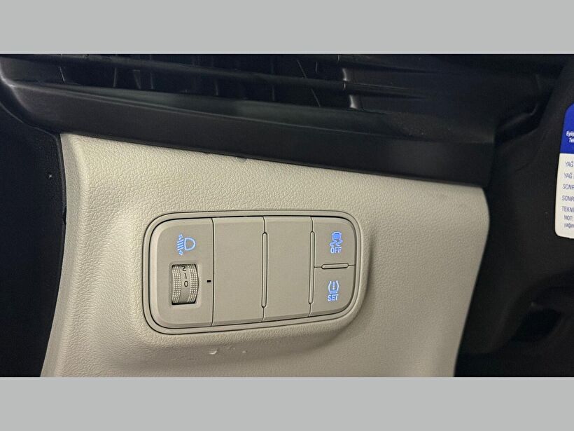 2025 Benzin Otomatik Hyundai i20 Gri Kemal Tepretoğulları Otomotiv Sanayi Ve Tic. A.Ş.
