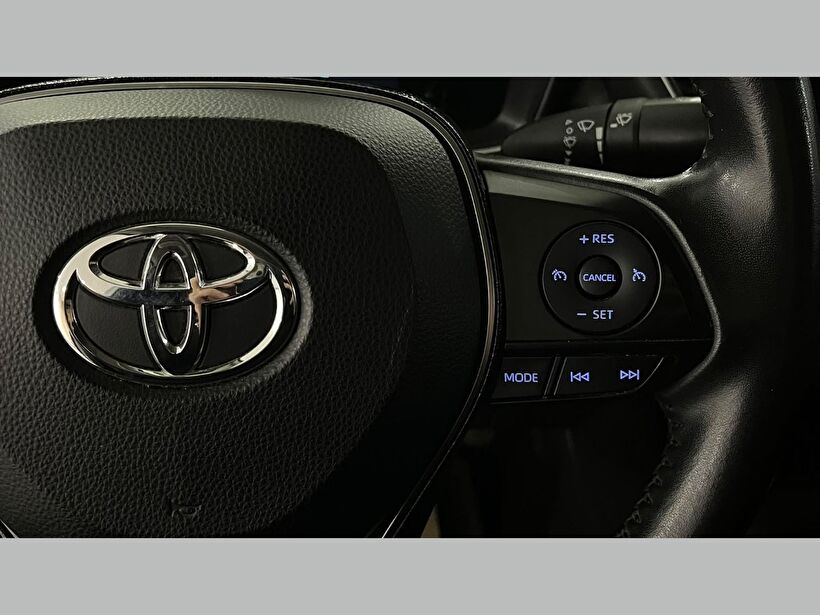 2020 Benzin Otomatik Toyota Corolla Gümüş Gri Kemal Tepretoğulları Otomotiv Sanayi Ve Tic. A.Ş.