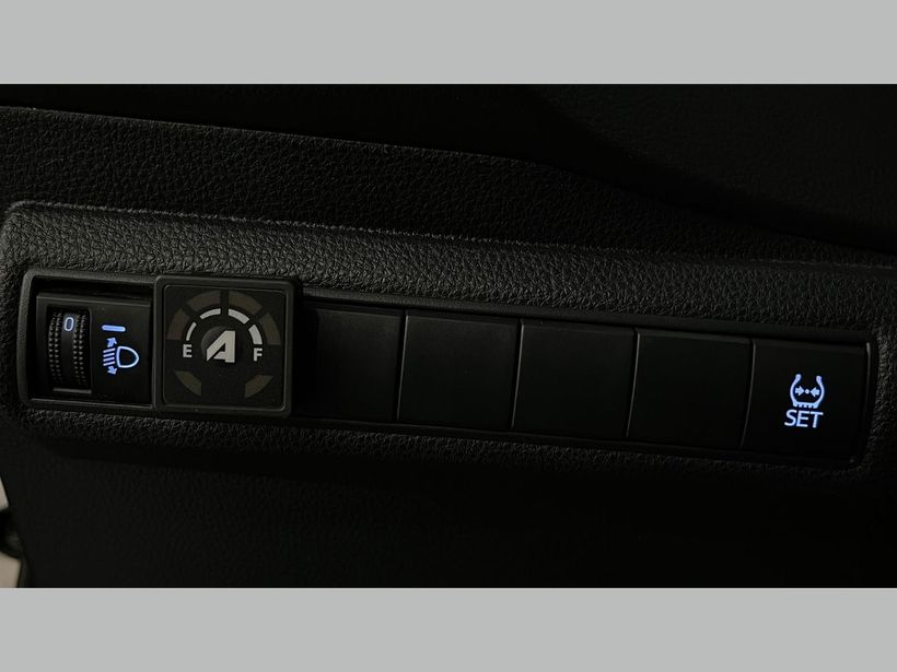 2020 Benzin Otomatik Toyota Corolla Gümüş Gri Kemal Tepretoğulları Otomotiv Sanayi Ve Tic. A.Ş.